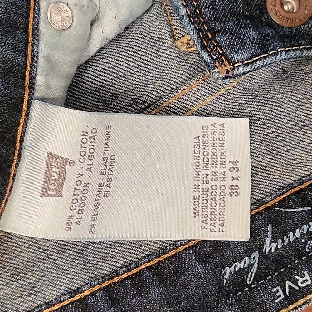 Levi's Slight Curve Skinny Boot Jean, size 30" X 34", EUC! - Picture 6 of 13